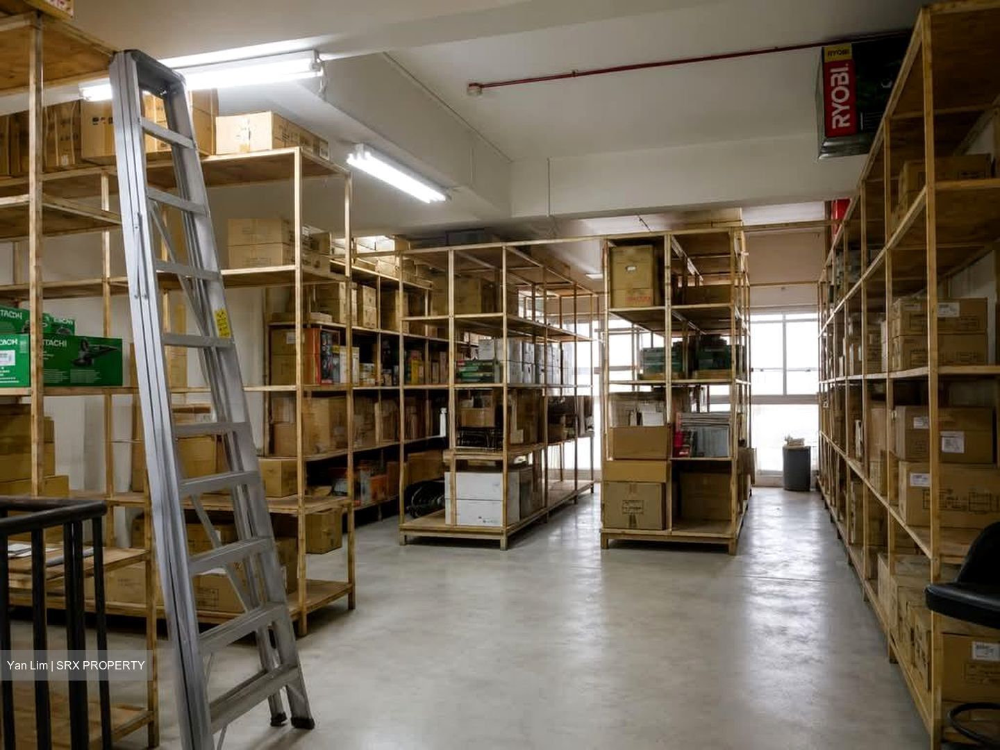 Lorong Kilat (D21), Shop House #611908491